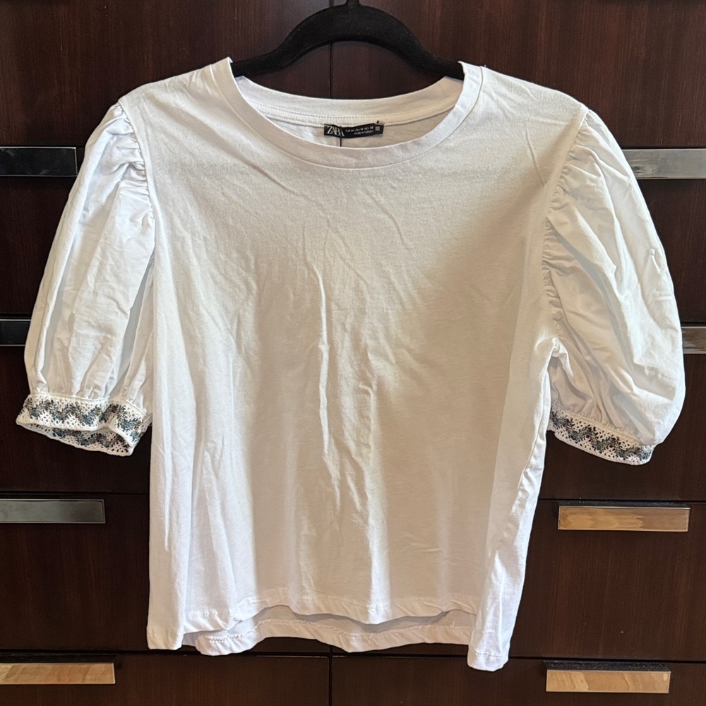 Zara White Puff Sleeve Blouse with Embroidered Cuffs
